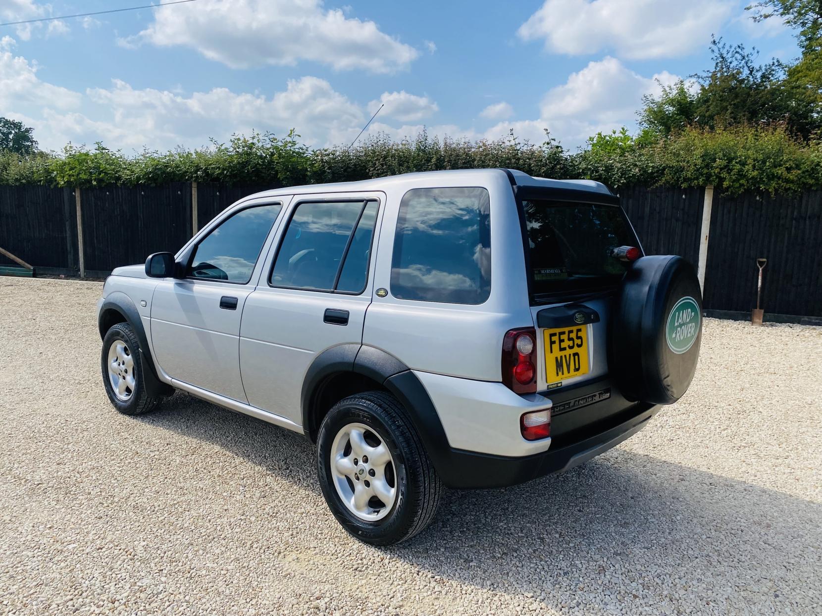 Land Rover Freelander 2.0 TD4 Adventurer SUV 5dr Diesel Manual (205 g/km, 110 bhp)