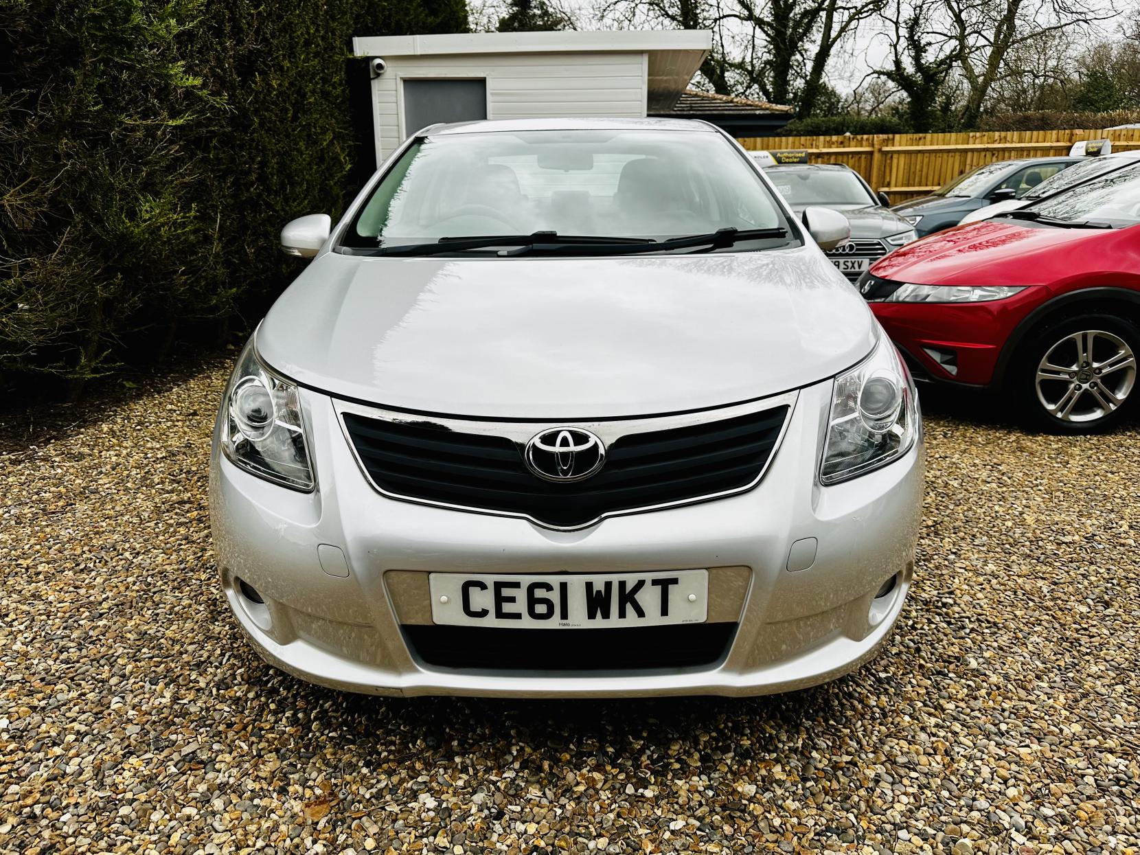 Toyota Avensis 1.8 V-Matic TR Saloon 4dr Petrol Multidrive Euro 5 (146 ps)