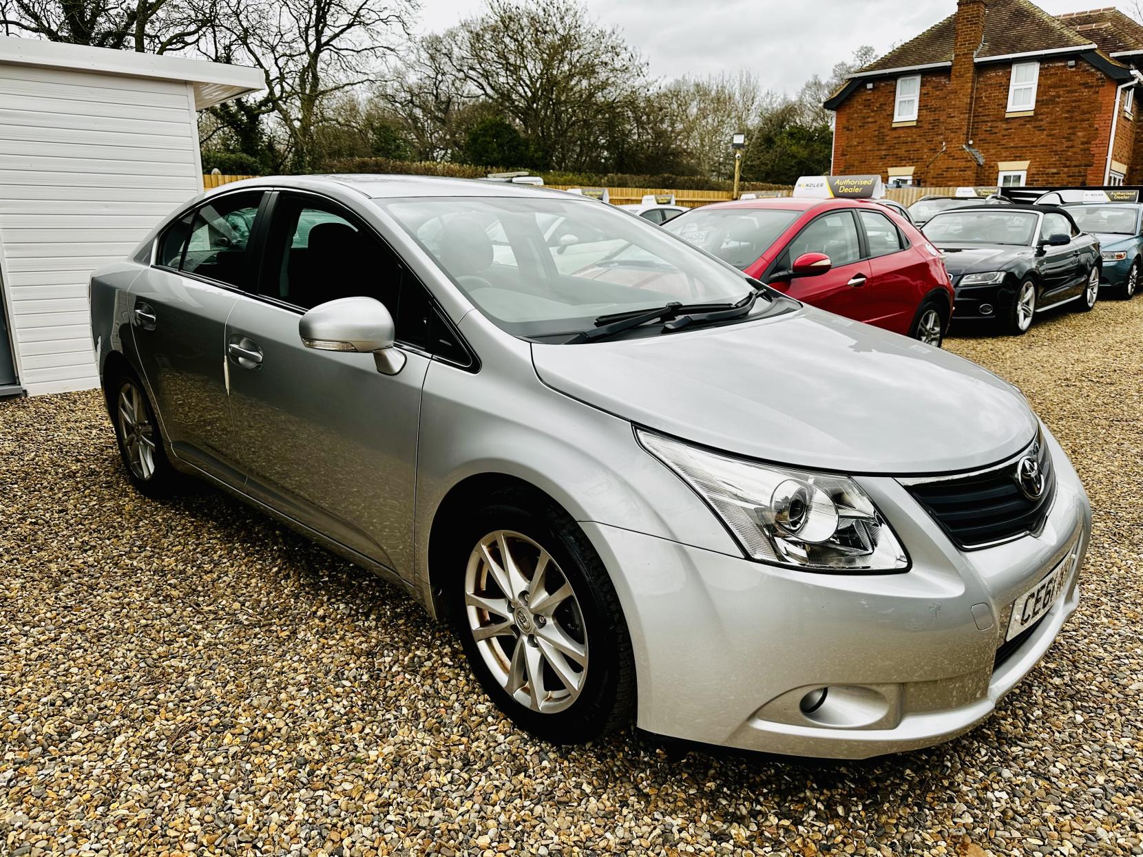 Toyota Avensis 1.8 V-Matic TR Saloon 4dr Petrol Multidrive Euro 5 (146 ps)