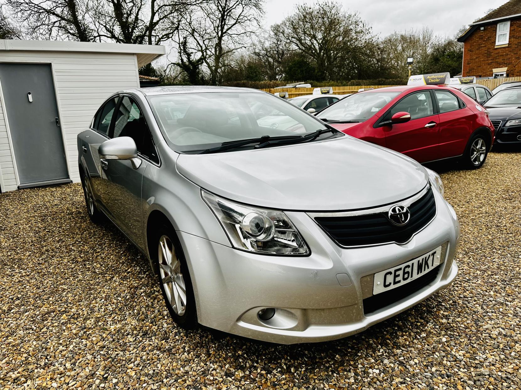 Toyota Avensis 1.8 V-Matic TR Saloon 4dr Petrol Multidrive Euro 5 (146 ps)