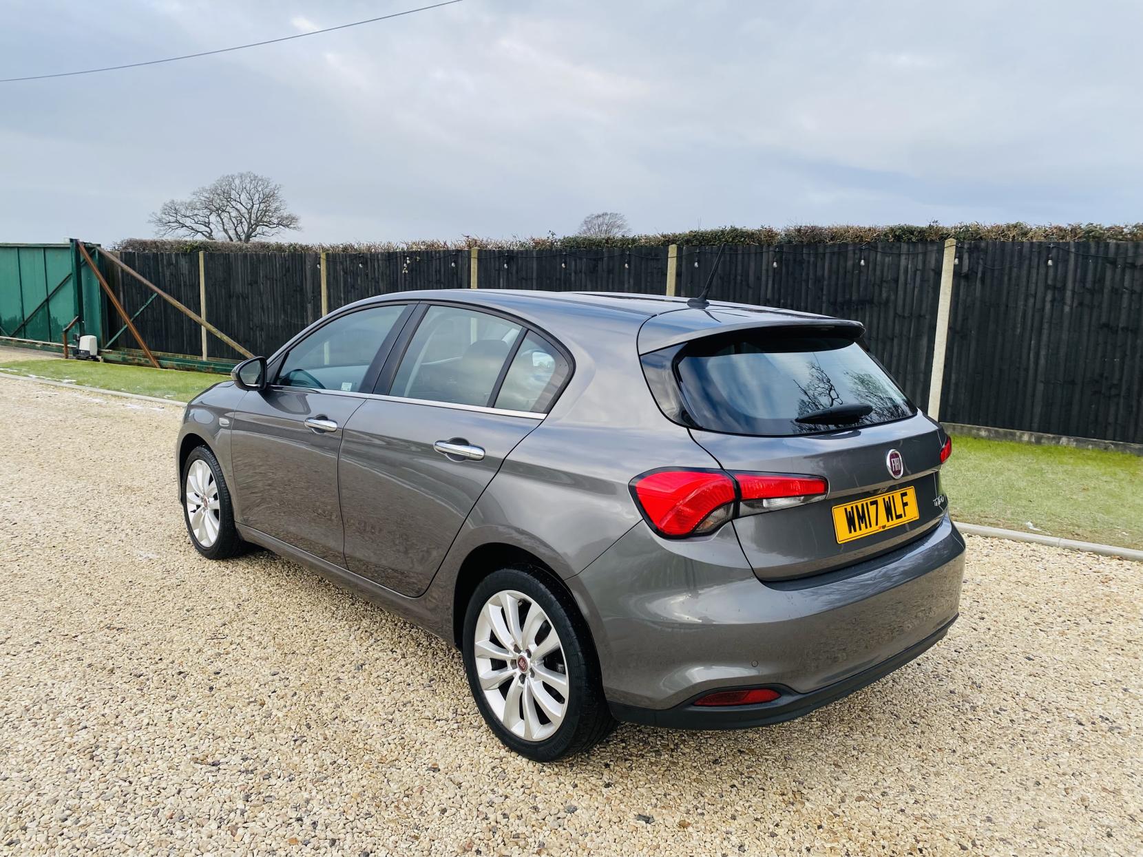 Fiat Tipo 1.4 MPI Lounge Hatchback 5dr Petrol Manual Euro 6 (95 ps)