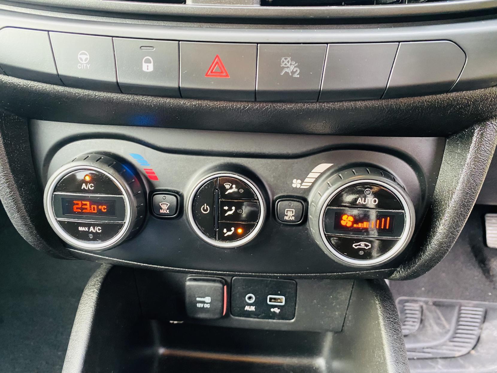 Fiat Tipo 1.4 MPI Lounge Hatchback 5dr Petrol Manual Euro 6 (95 ps)