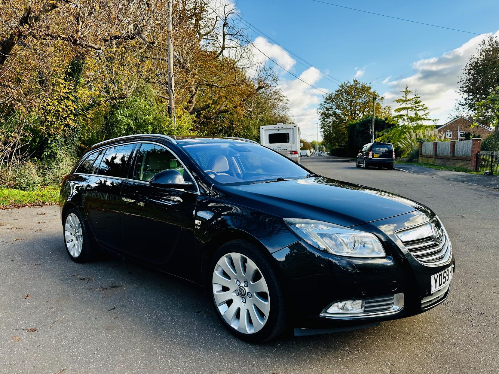 Vauxhall Insignia 2.8T V6 Elite Nav Sports Tourer 5dr Petrol Auto 4WD Euro 5 (260 ps)