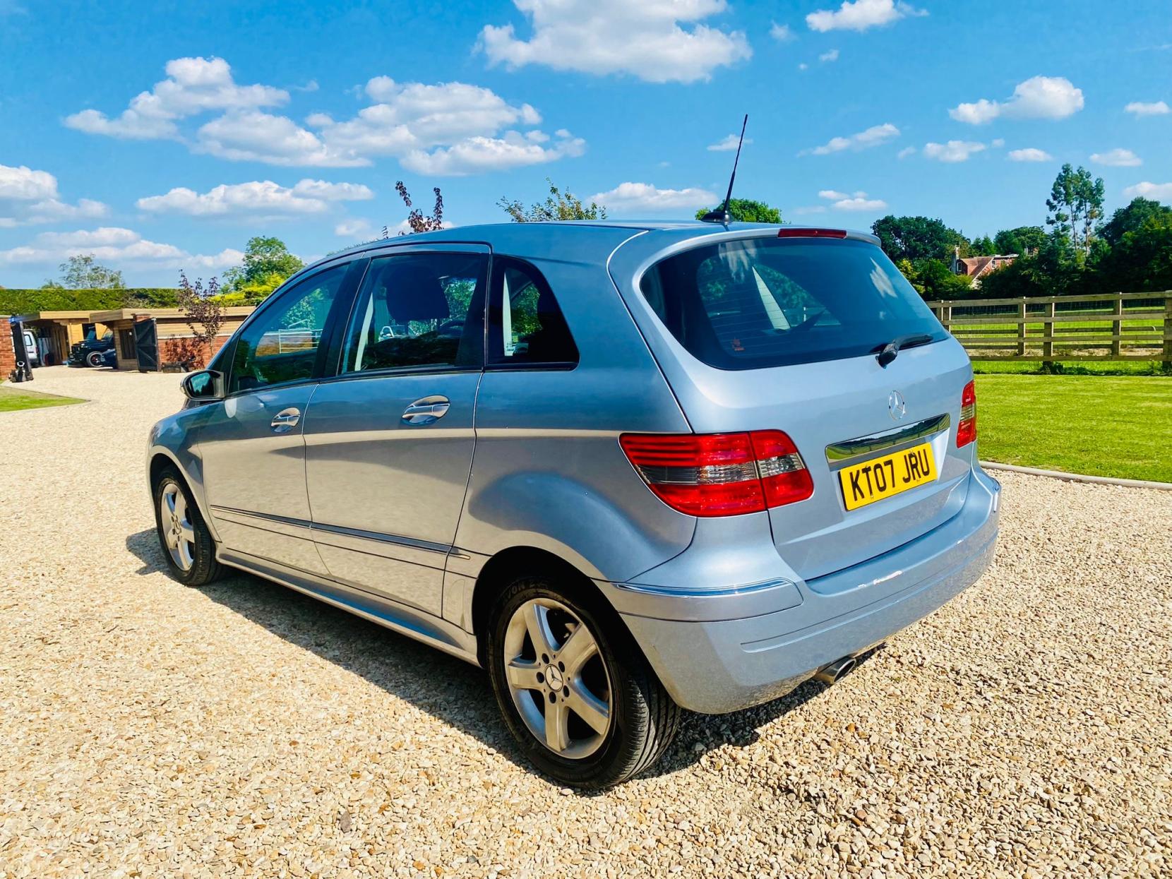 Mercedes-Benz B Class 1.5 B150 SE MPV 5dr Petrol Autotronic (166 g/km, 95 bhp)