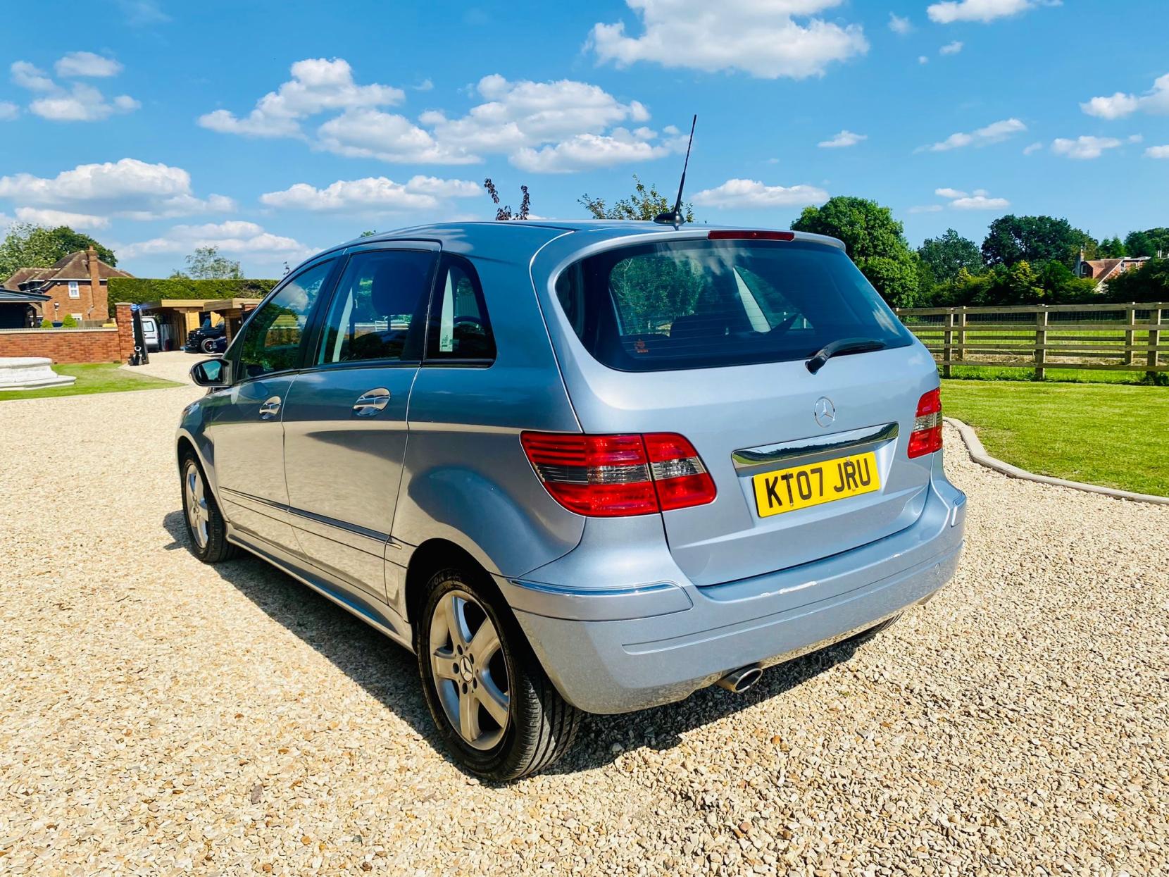 Mercedes-Benz B Class 1.5 B150 SE MPV 5dr Petrol Autotronic (166 g/km, 95 bhp)