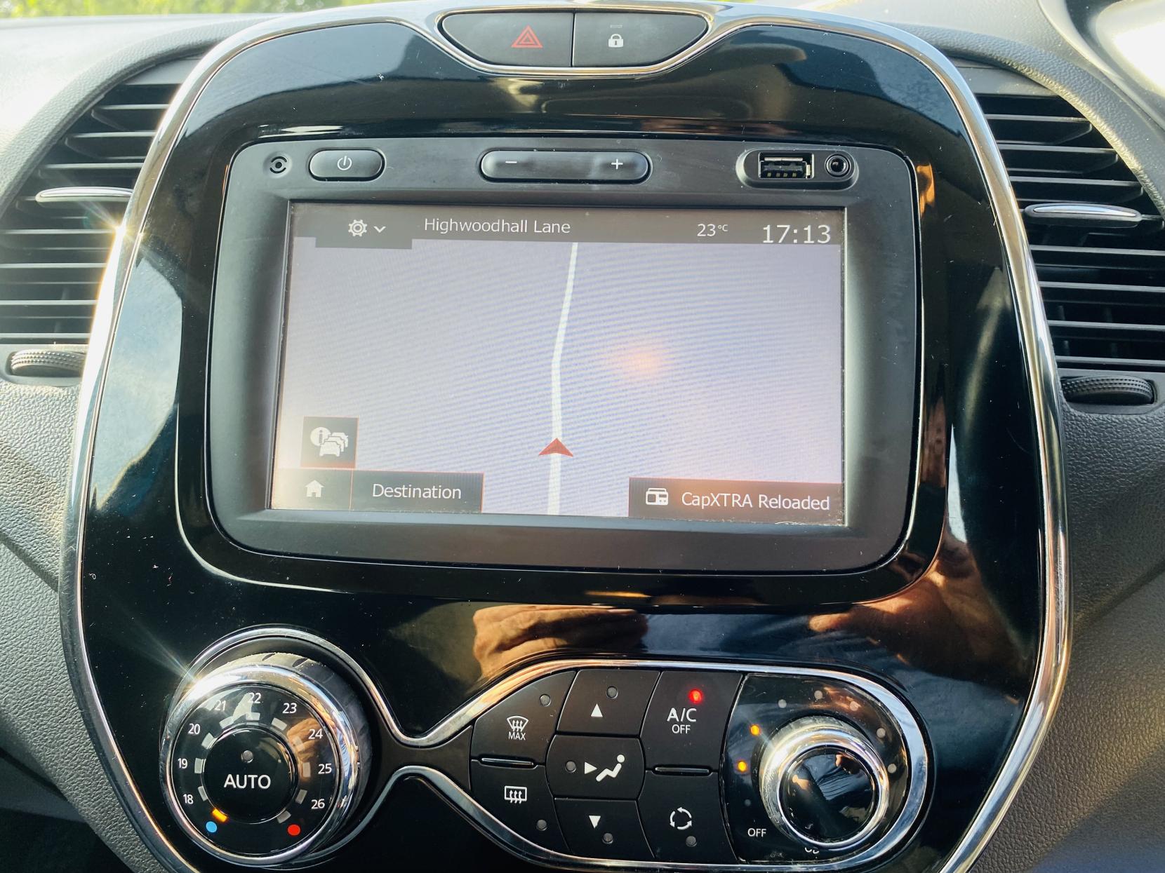 Renault Captur 1.5 dCi ENERGY Dynamique Nav SUV 5dr Diesel Manual Euro 6 (s/s) (90 ps)