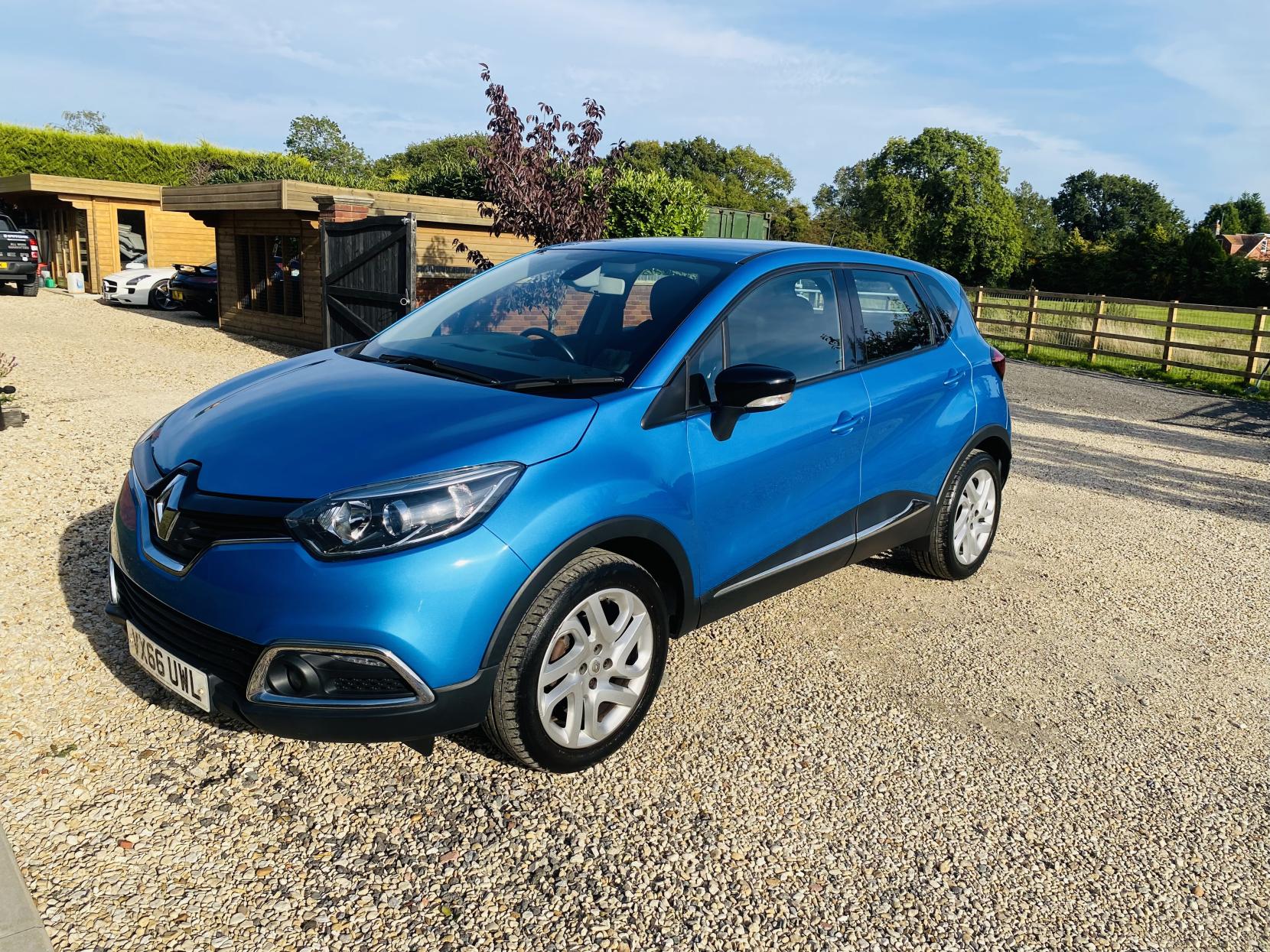 Renault Captur 1.5 dCi ENERGY Dynamique Nav SUV 5dr Diesel Manual Euro 6 (s/s) (90 ps)