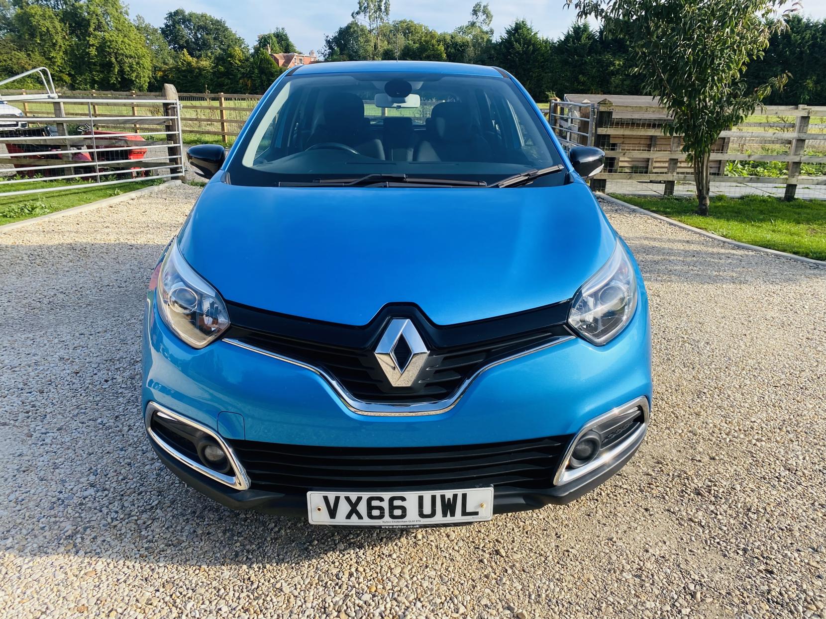 Renault Captur 1.5 dCi ENERGY Dynamique Nav SUV 5dr Diesel Manual Euro 6 (s/s) (90 ps)