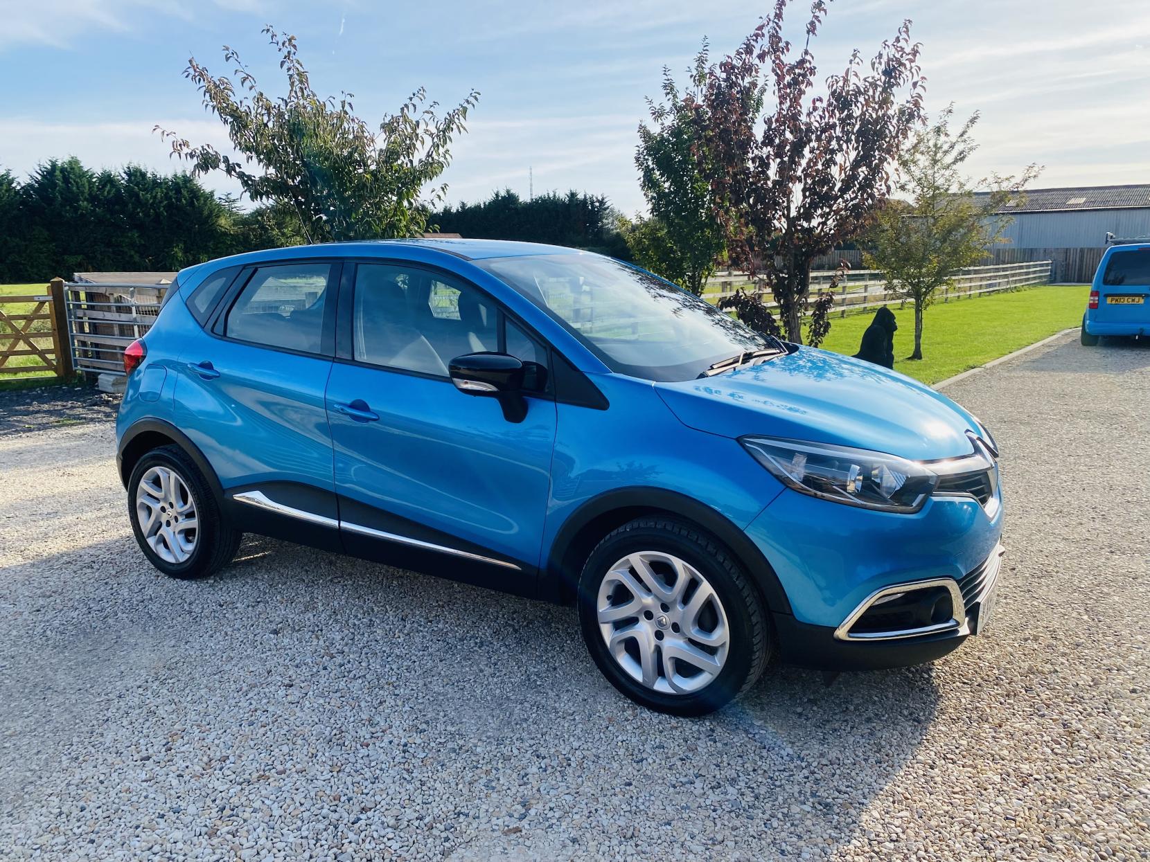 Renault Captur 1.5 dCi ENERGY Dynamique Nav SUV 5dr Diesel Manual Euro 6 (s/s) (90 ps)