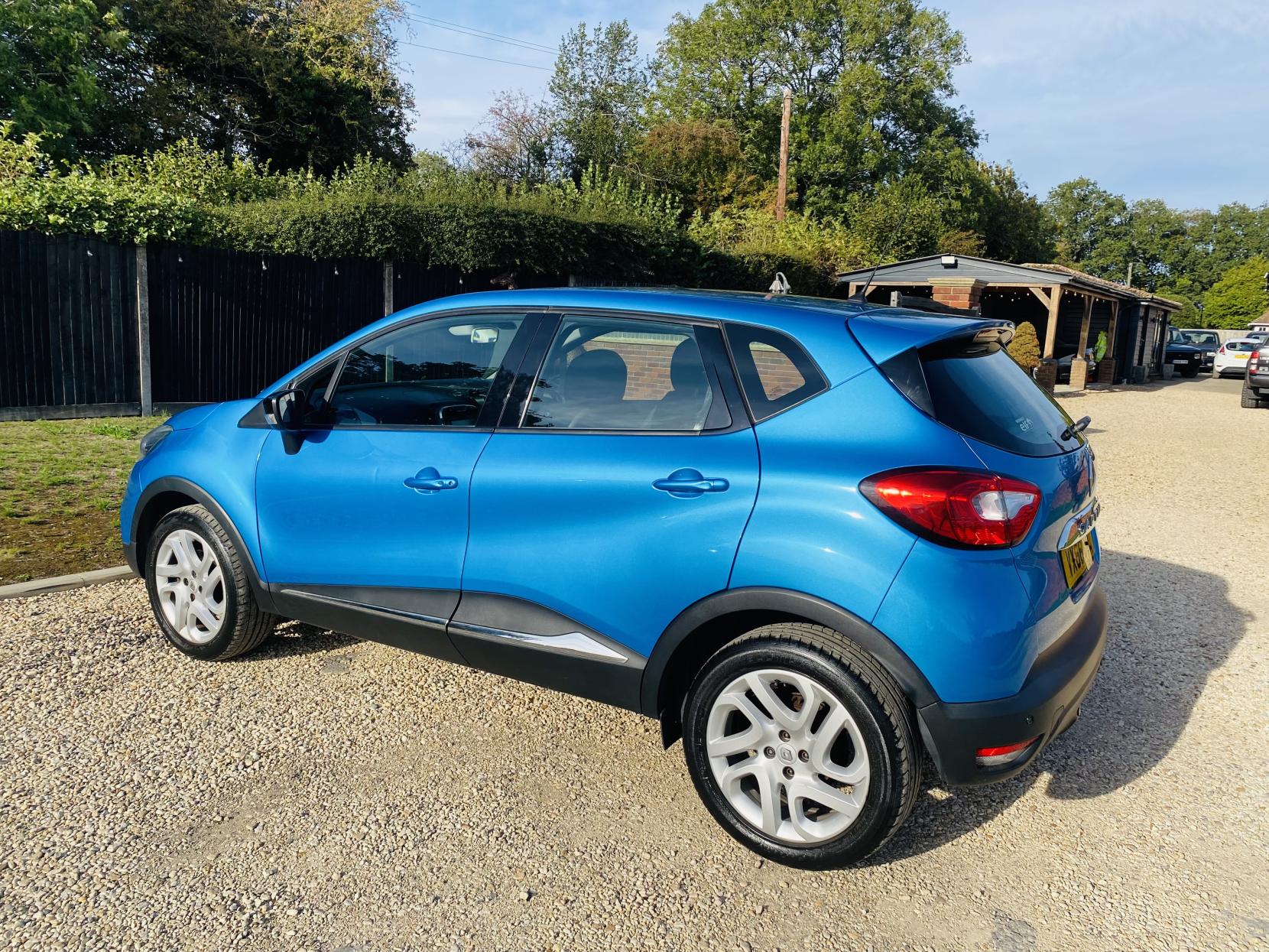 Renault Captur 1.5 dCi ENERGY Dynamique Nav SUV 5dr Diesel Manual Euro 6 (s/s) (90 ps)