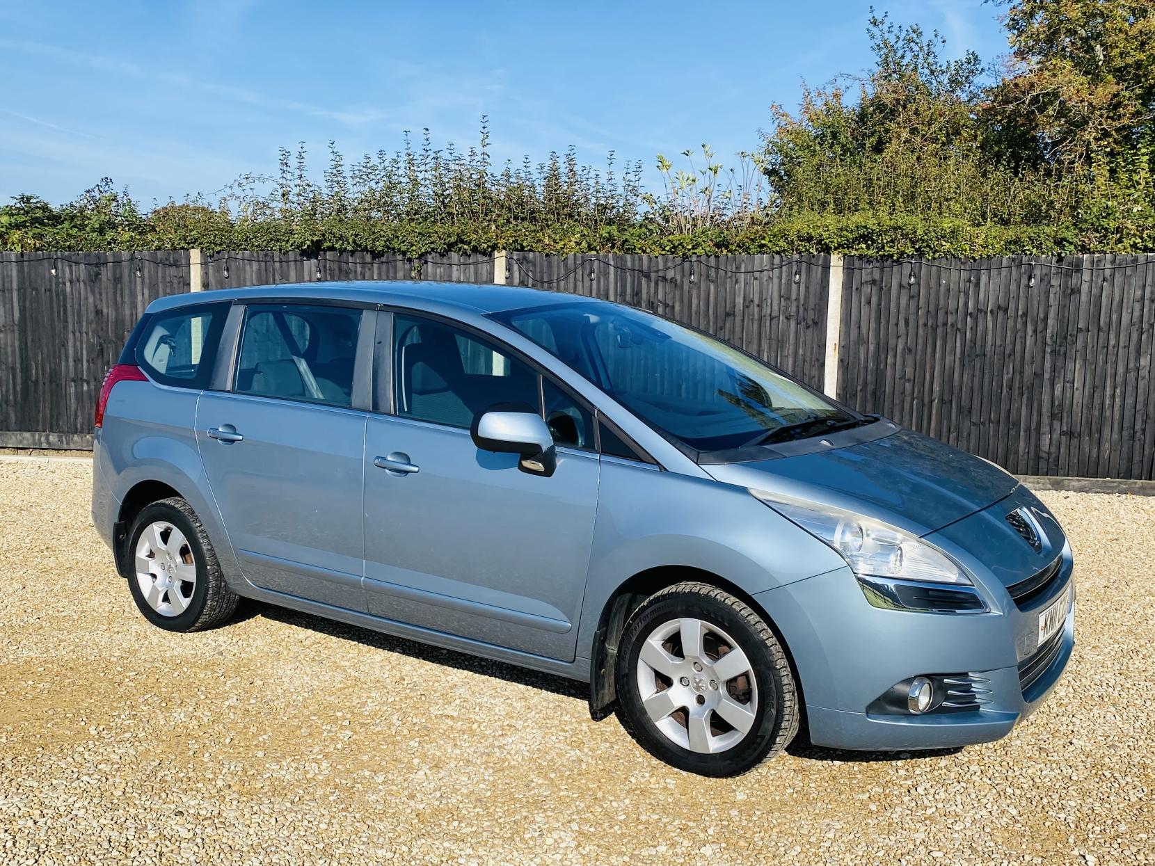 Peugeot 5008 1.6 HDi Sport MPV 5dr Diesel Manual Euro 5 (112 ps)
