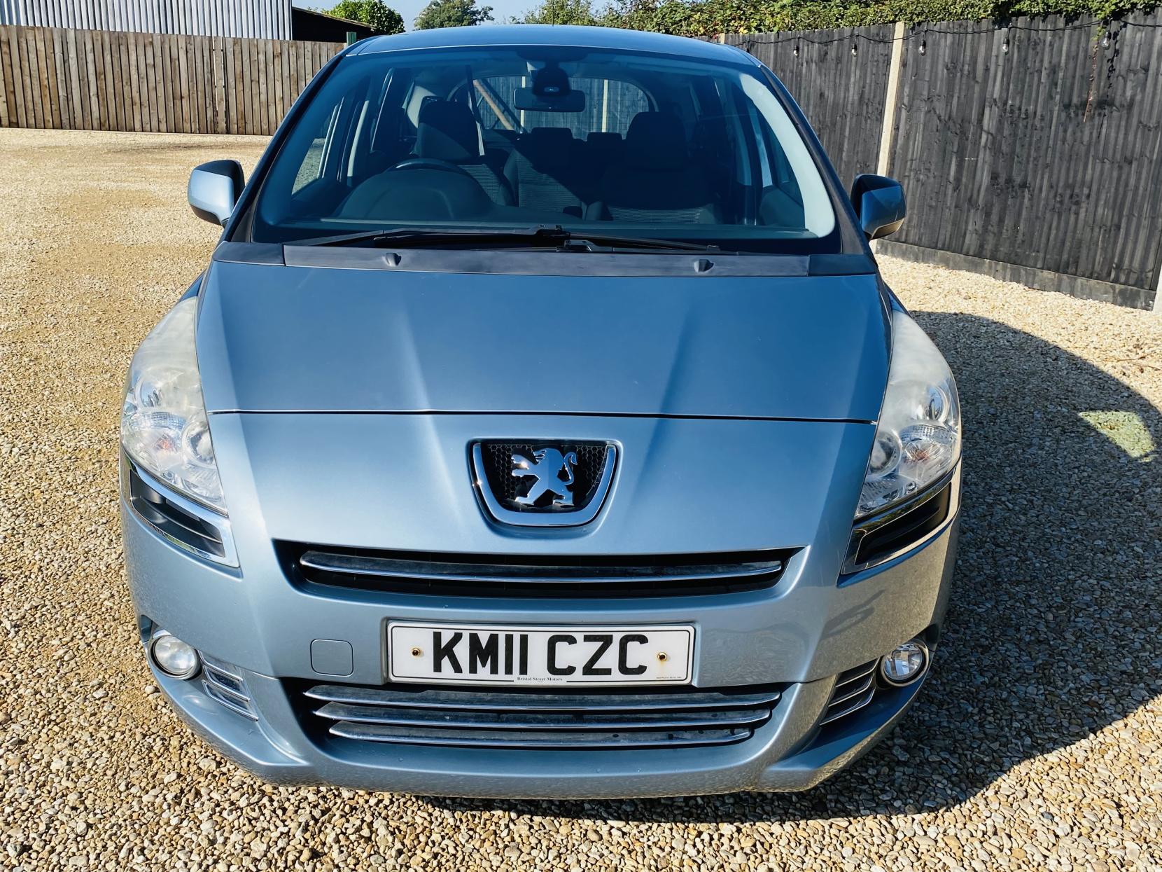 Peugeot 5008 1.6 HDi Sport MPV 5dr Diesel Manual Euro 5 (112 ps)