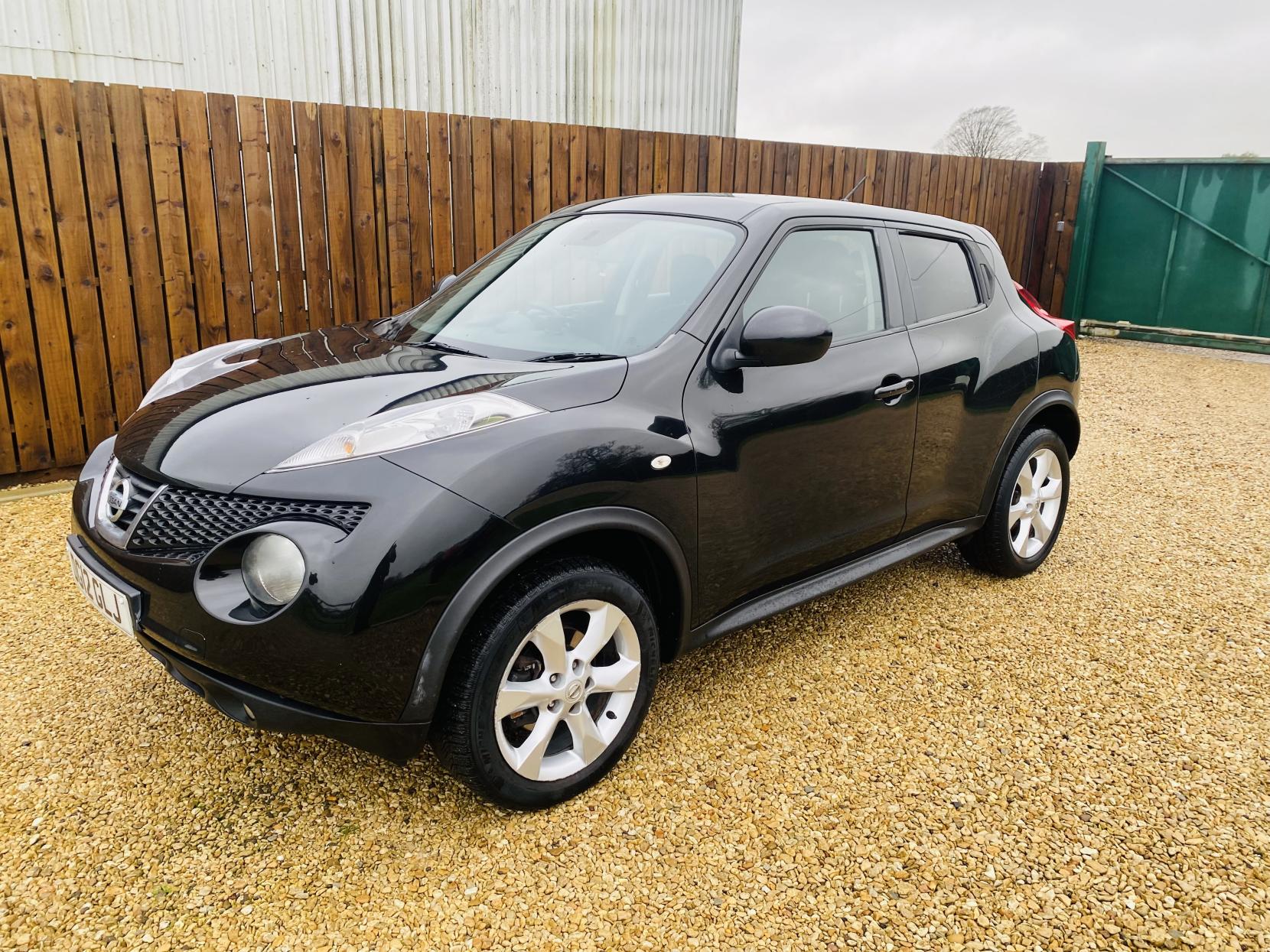 Nissan Juke 1.6 Acenta SUV 5dr Petrol Manual Euro 5 (s/s) (117 ps)