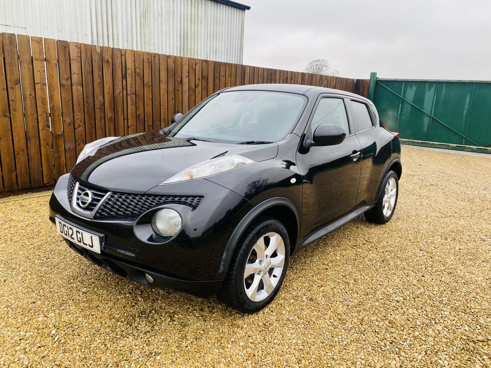 Nissan Juke 1.6 Acenta SUV 5dr Petrol Manual Euro 5 (s/s) (117 ps)