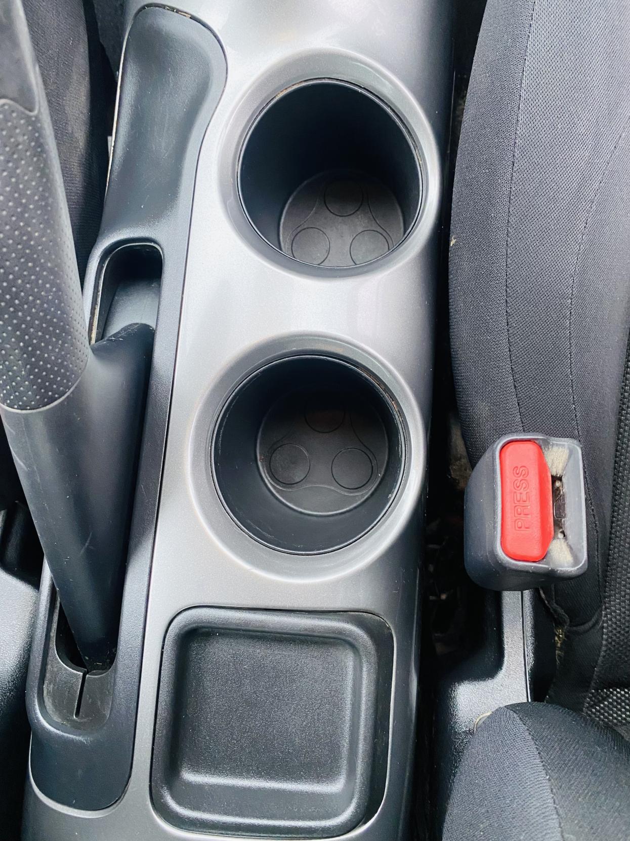 Nissan Juke 1.6 Acenta SUV 5dr Petrol Manual Euro 5 (s/s) (117 ps)