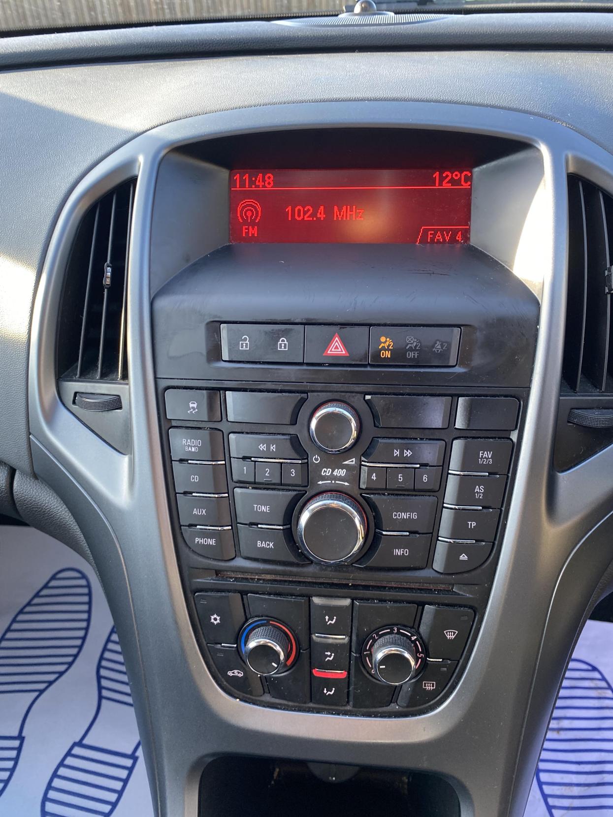 Vauxhall Astra GTC 1.6T 16V Sport Coupe 3dr Petrol Manual Euro 5 (180 ps)