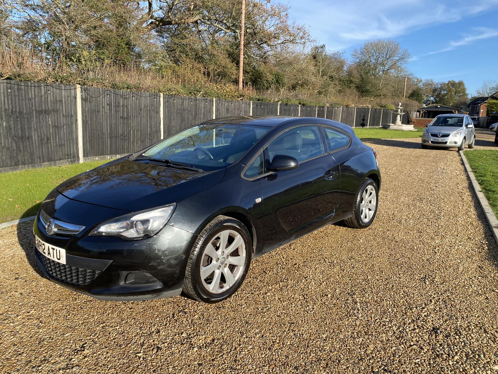 Vauxhall Astra GTC 1.6T 16V Sport Coupe 3dr Petrol Manual Euro 5 (180 ps)