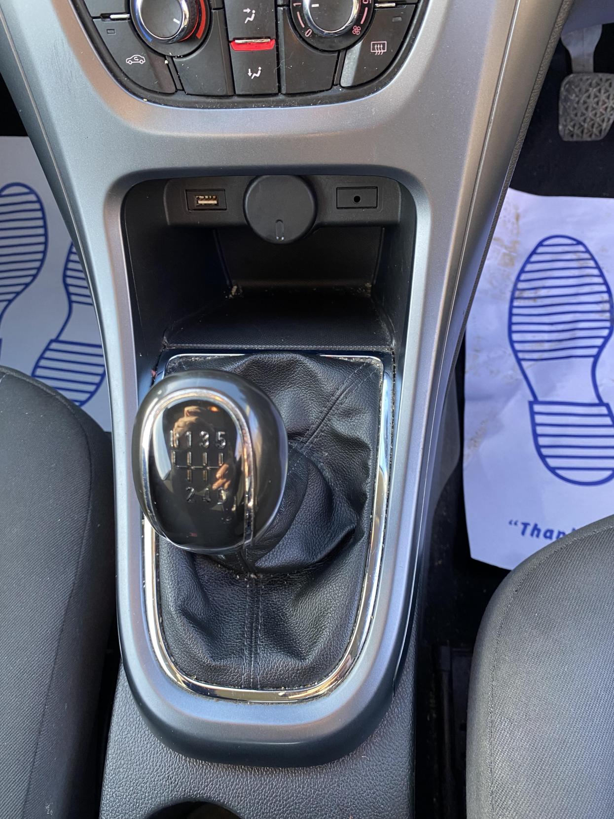 Vauxhall Astra GTC 1.6T 16V Sport Coupe 3dr Petrol Manual Euro 5 (180 ps)