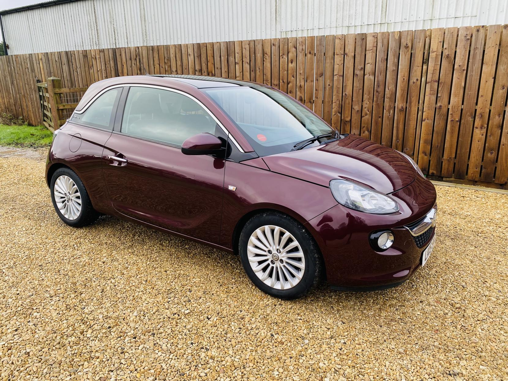 Vauxhall ADAM 1.2i GLAM Hatchback 3dr Petrol Manual Euro 6 (70 ps)