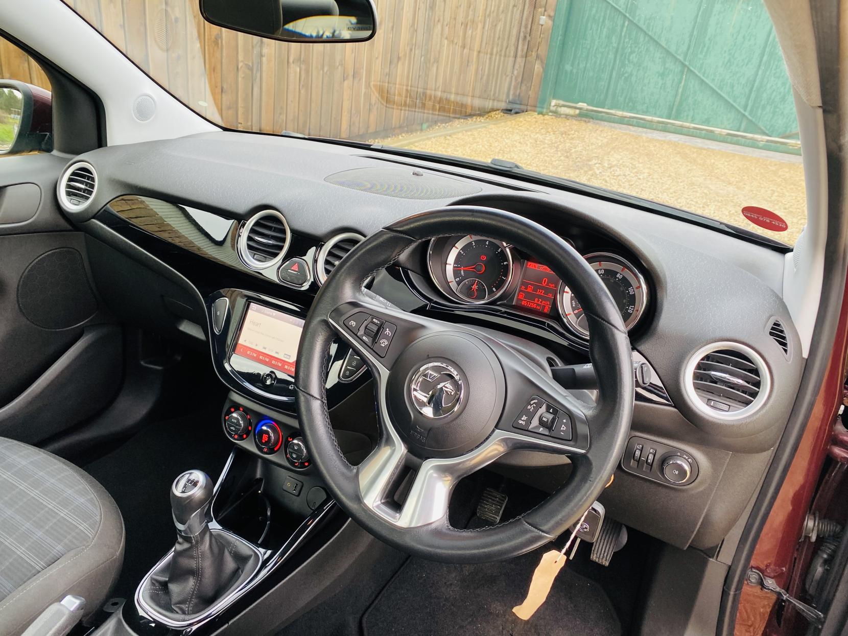 Vauxhall ADAM 1.2i GLAM Hatchback 3dr Petrol Manual Euro 6 (70 ps)