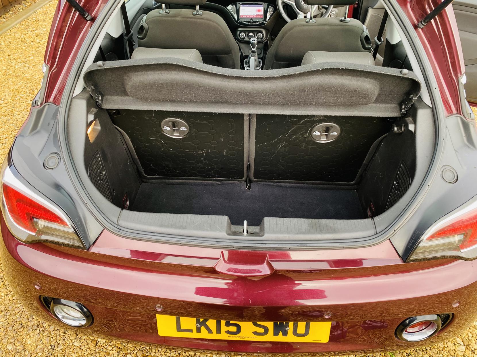 Vauxhall ADAM 1.2i GLAM Hatchback 3dr Petrol Manual Euro 6 (70 ps)