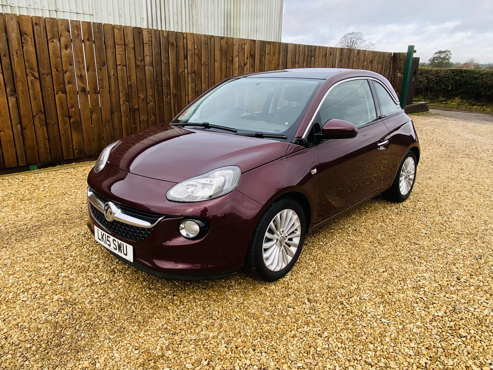 Vauxhall ADAM 1.2i GLAM Hatchback 3dr Petrol Manual Euro 6 (70 ps)