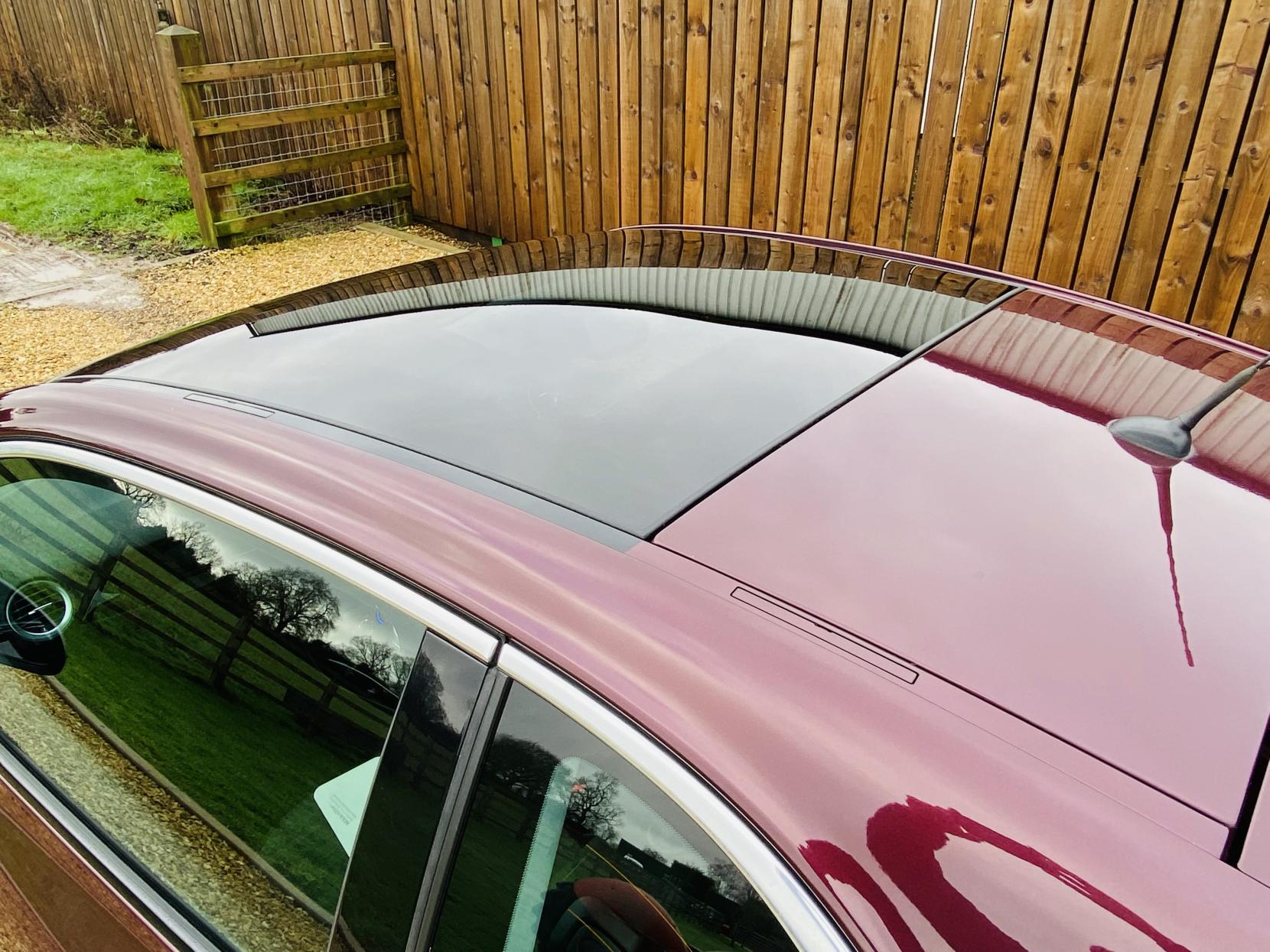 Vauxhall ADAM 1.2i GLAM Hatchback 3dr Petrol Manual Euro 6 (70 ps)