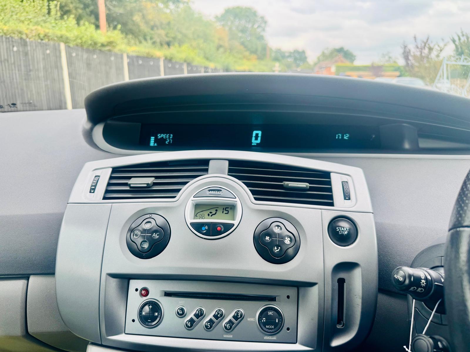 Renault Scenic 1.6 VVT Dynamique S MPV 5dr Petrol Automatic (191 g/km, 111 bhp)