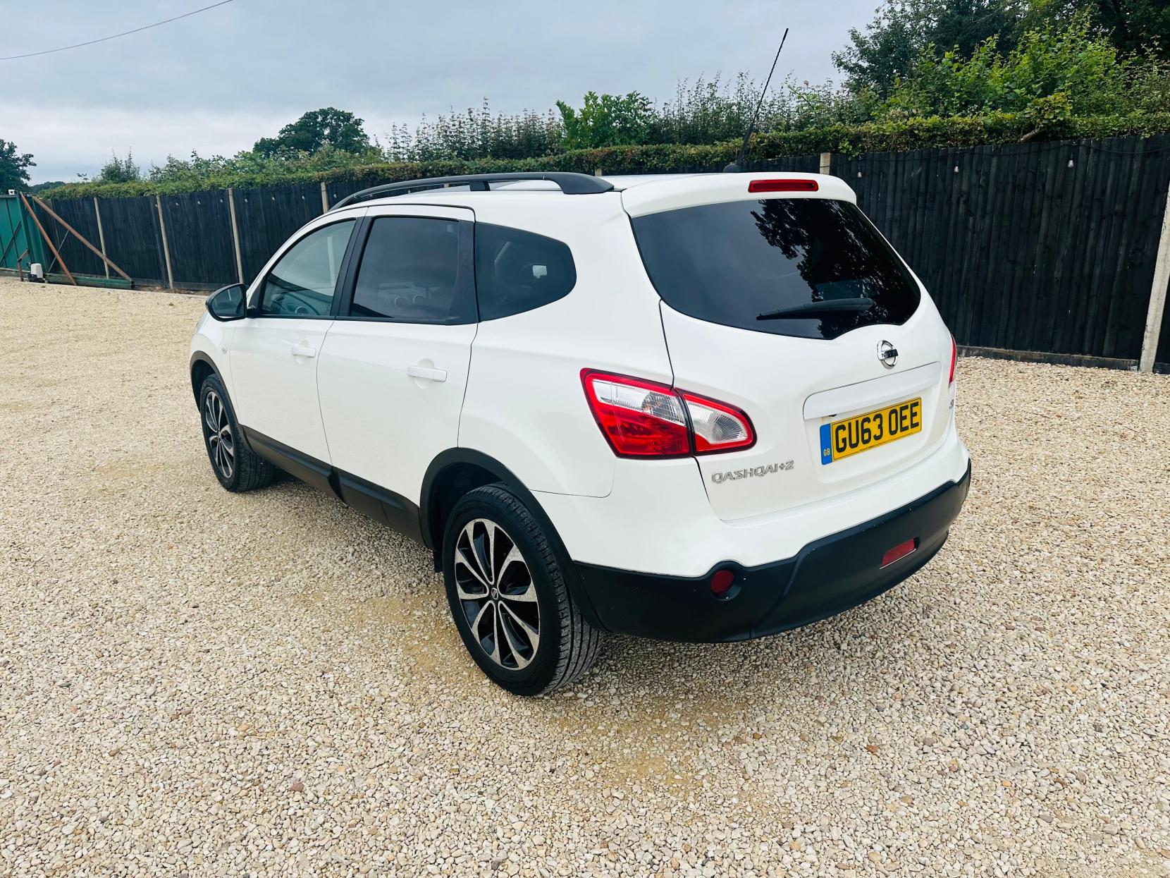 Nissan Qashqai+2 1.5 dCi 360 SUV 5dr Diesel Manual 2WD Euro 5 (110 ps)