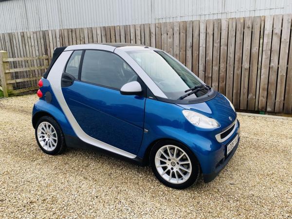 Smart fortwo 1.0 Passion Cabriolet 2dr Petrol Auto Euro 4 (71 bhp)