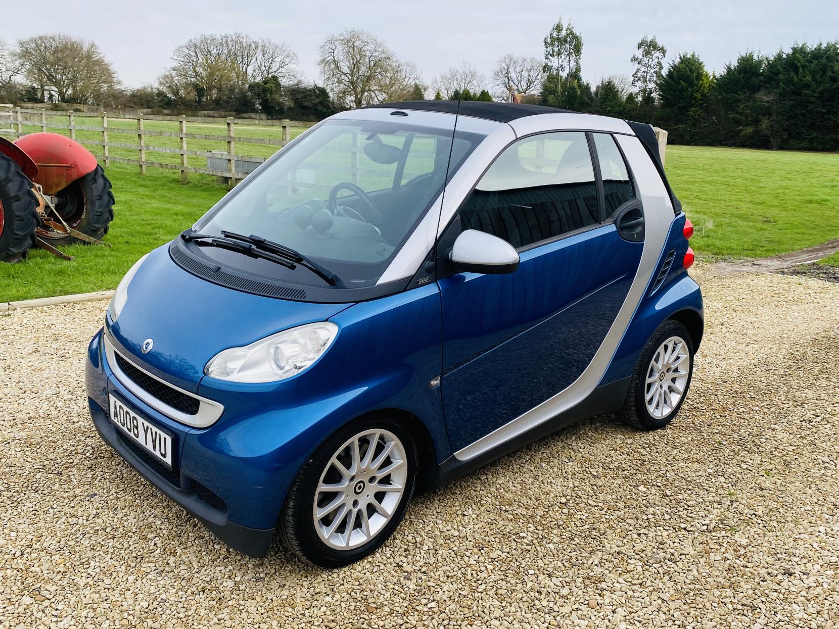 Smart fortwo 1.0 Passion Cabriolet 2dr Petrol Auto Euro 4 (71 bhp)