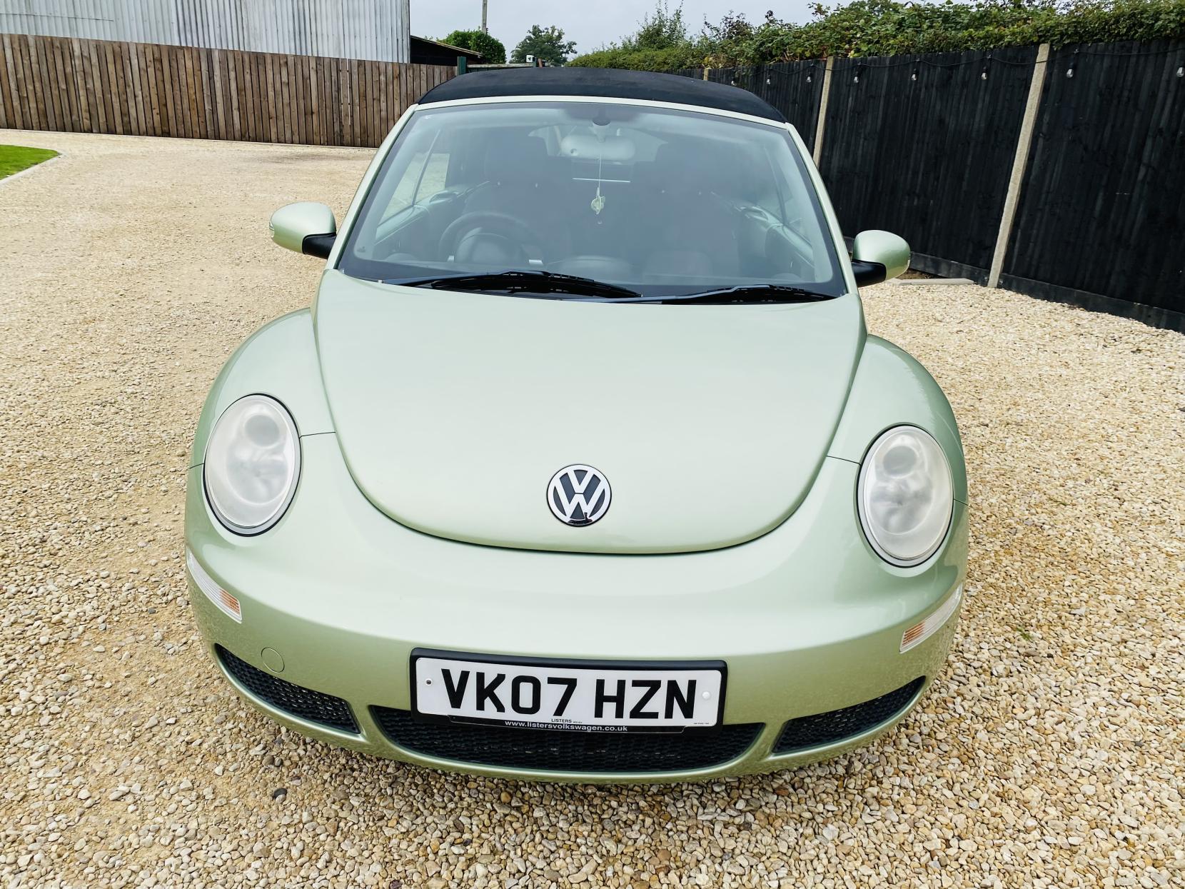 Volkswagen Beetle 1.4 16V Luna Cabriolet 2dr Petrol Manual Euro 4 (75 ps)