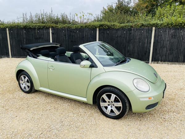 Volkswagen Beetle 1.4 16V Luna Cabriolet 2dr Petrol Manual Euro 4 (75 ps)