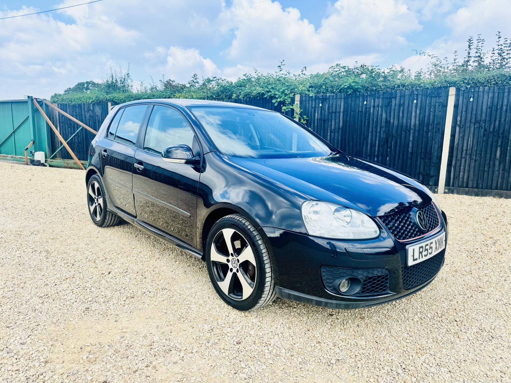 Volkswagen Golf 1.6 FSI SE Hatchback 5dr Petrol Automatic (185 g/km, 113 bhp)