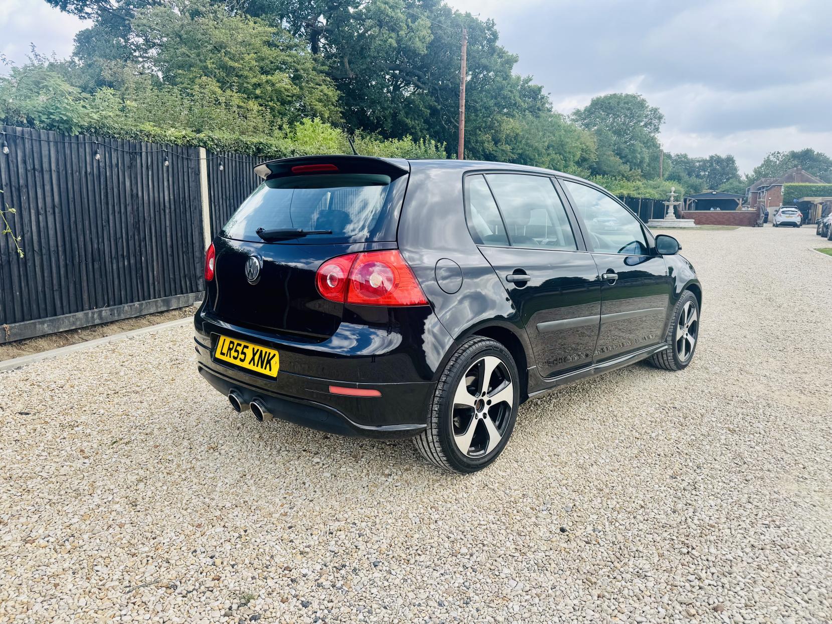 Volkswagen Golf 1.6 FSI SE Hatchback 5dr Petrol Automatic (185 g/km, 113 bhp)