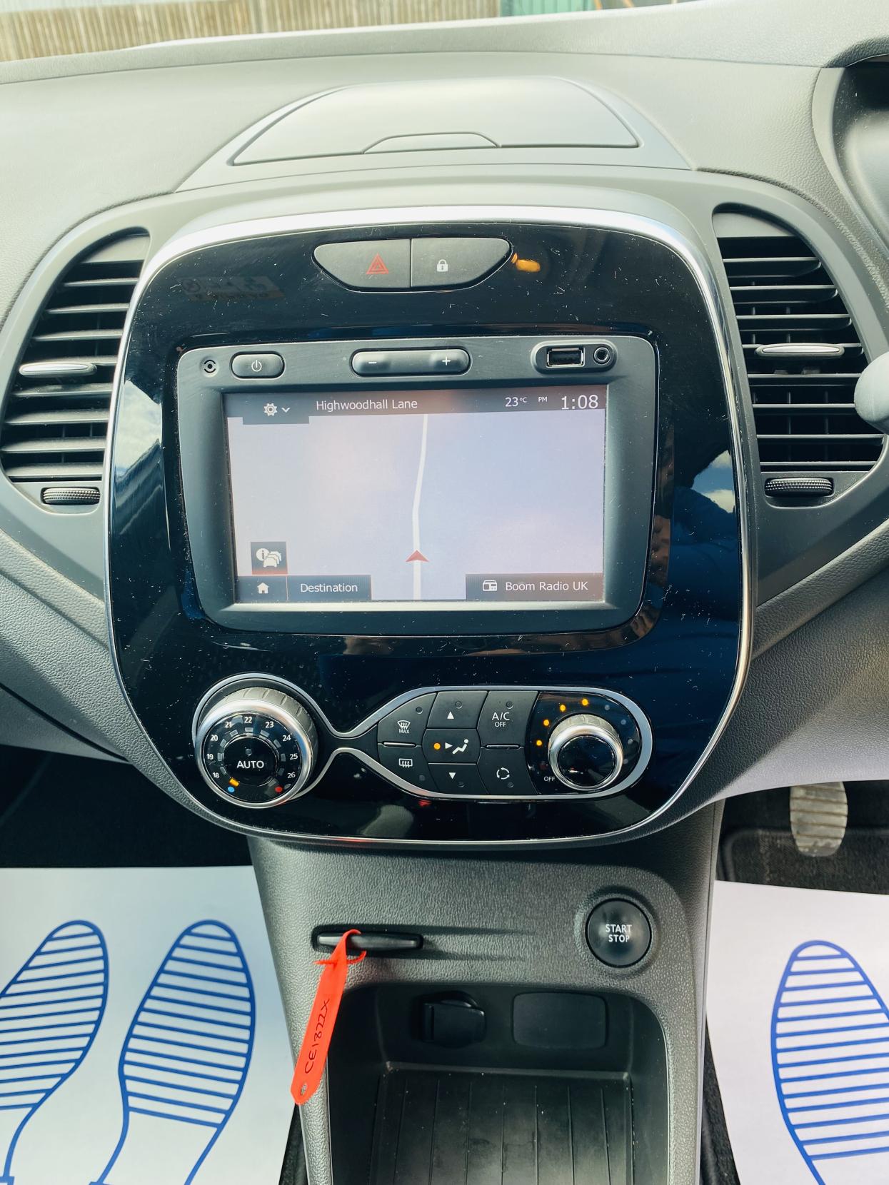 Renault Captur 0.9 TCe ENERGY Dynamique S Nav SUV 5dr Petrol Manual Euro 6 (s/s) (90 ps)