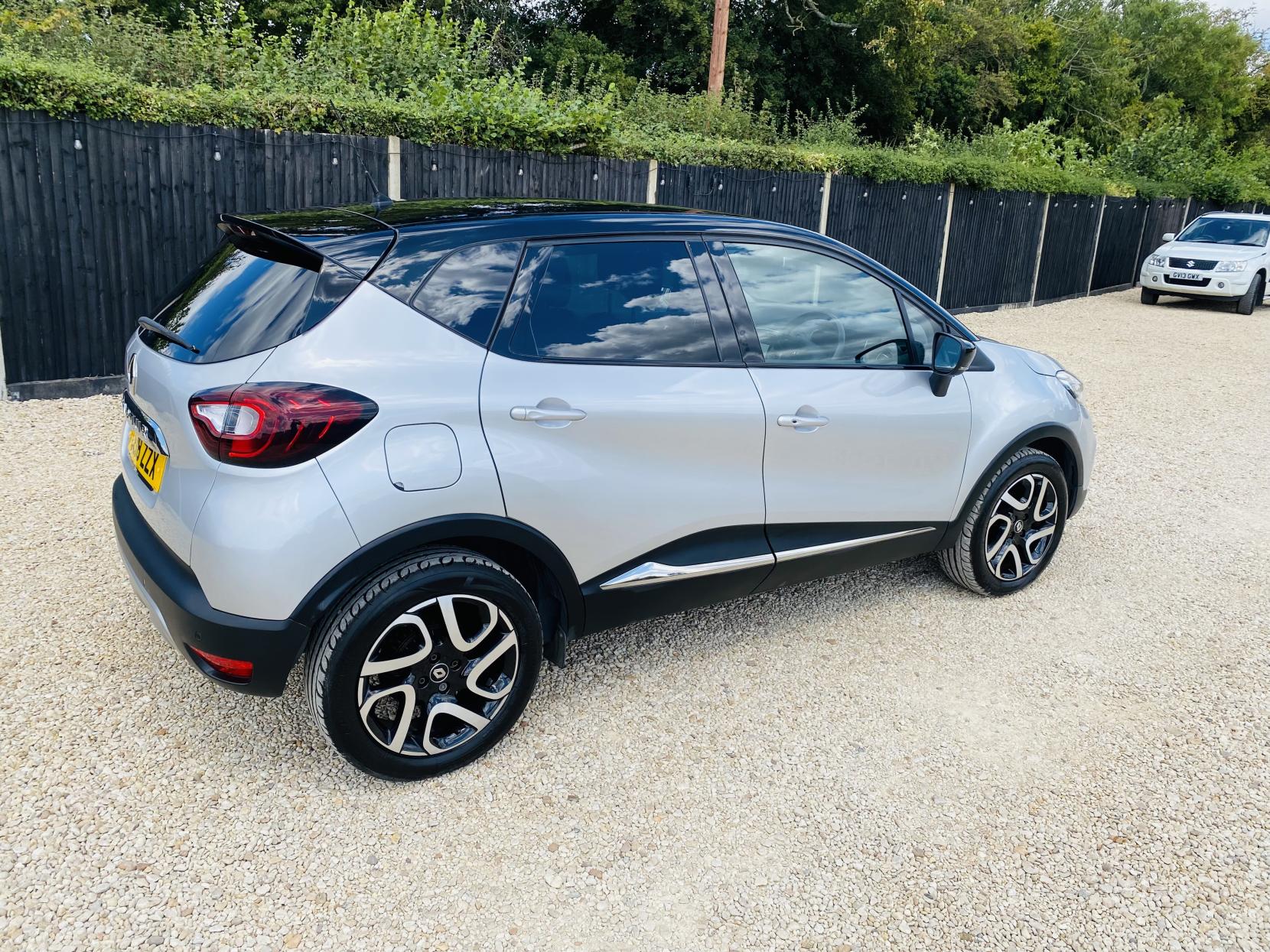 Renault Captur 0.9 TCe ENERGY Dynamique S Nav SUV 5dr Petrol Manual Euro 6 (s/s) (90 ps)