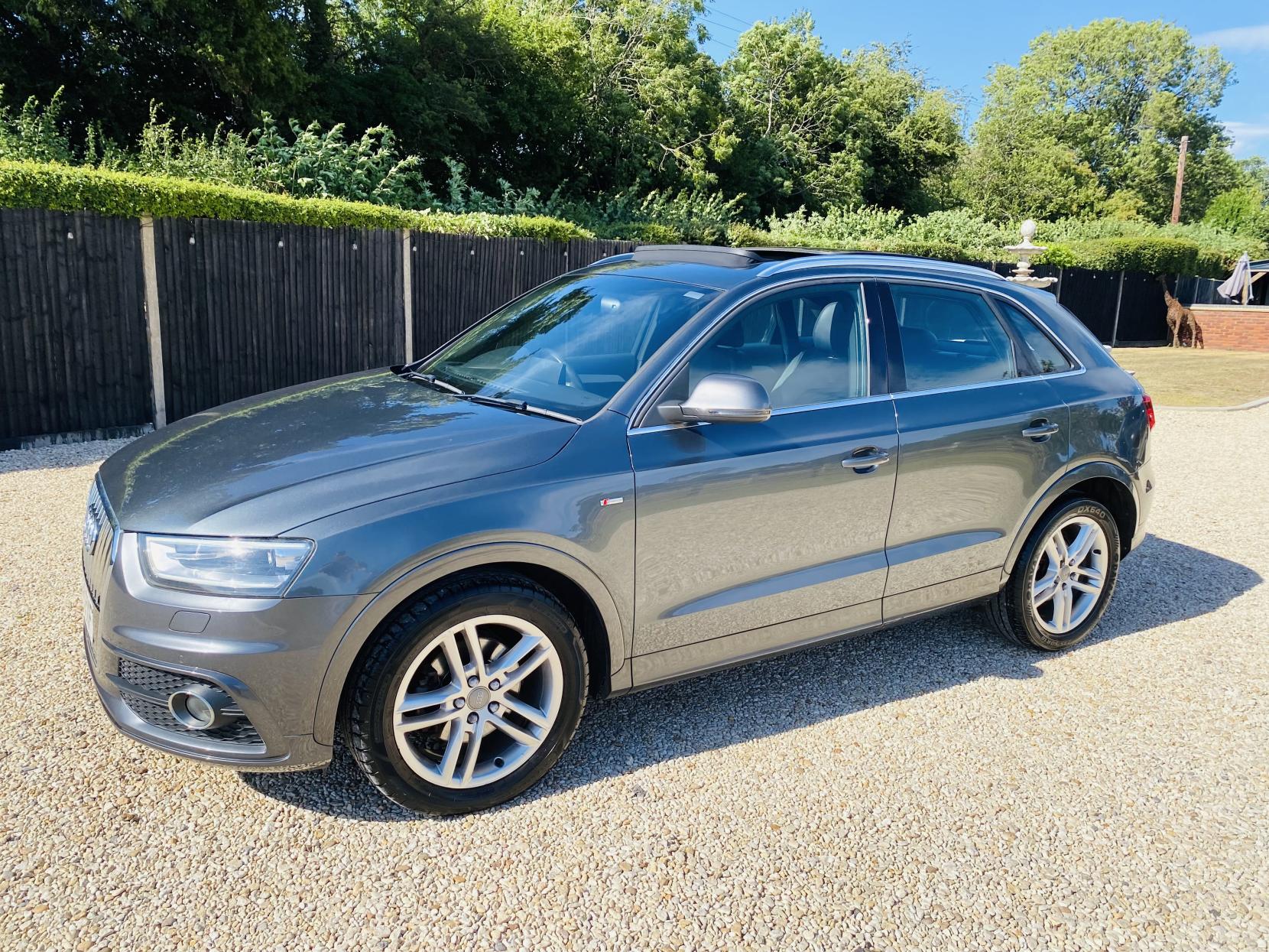 Audi Q3 2.0 TDI S line SUV 5dr Diesel S Tronic quattro Euro 5 (s/s) (177 ps)