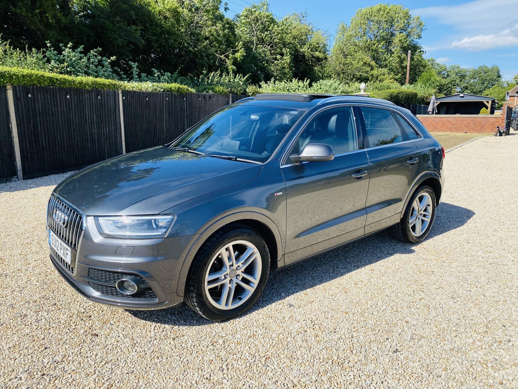 Audi Q3 2.0 TDI S line SUV 5dr Diesel S Tronic quattro Euro 5 (s/s) (177 ps)