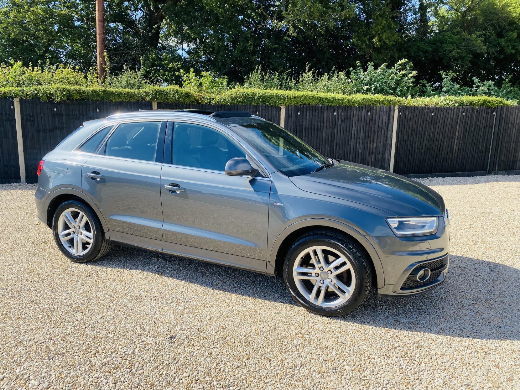 Audi Q3 2.0 TDI S line SUV 5dr Diesel S Tronic quattro Euro 5 (s/s) (177 ps)