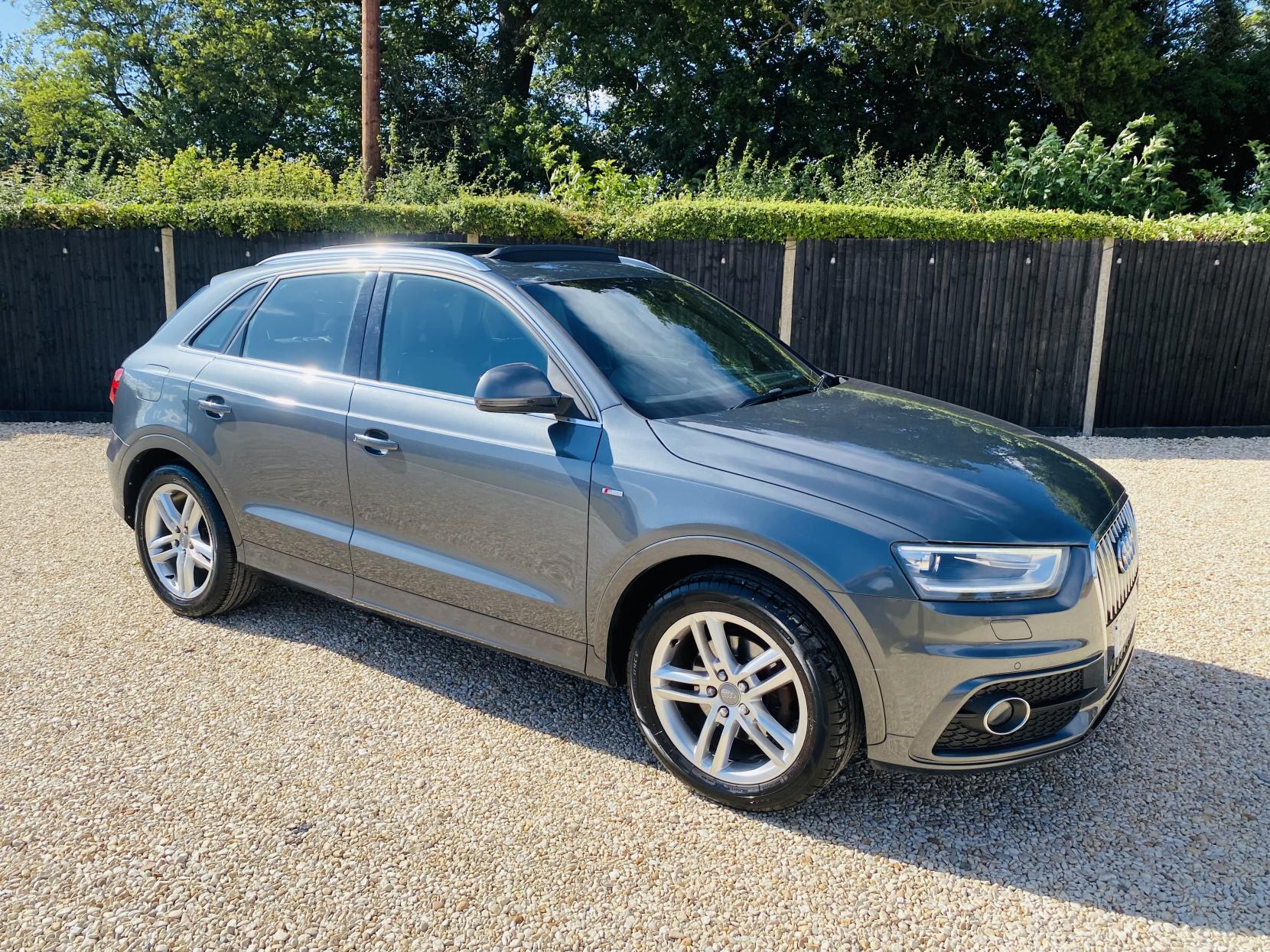 Audi Q3 2.0 TDI S line SUV 5dr Diesel S Tronic quattro Euro 5 (s/s) (177 ps)