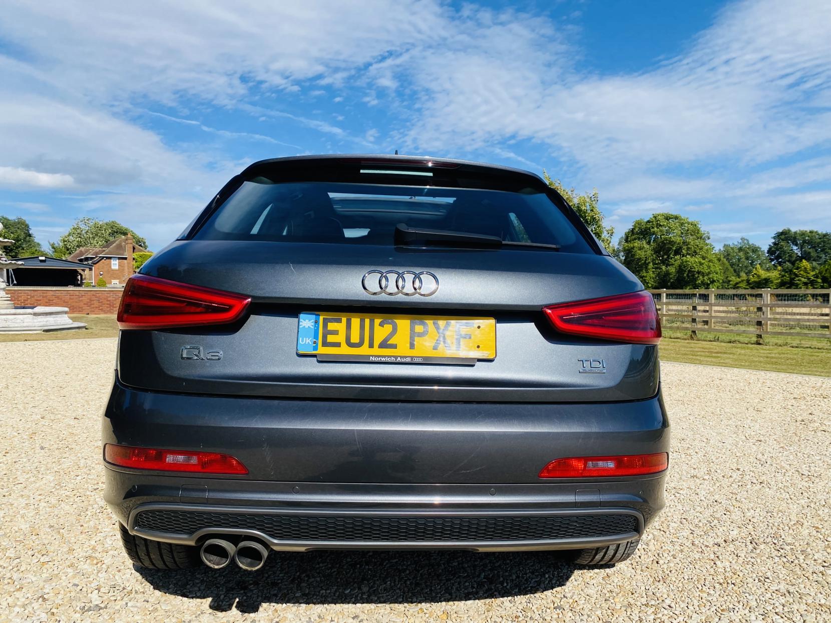 Audi Q3 2.0 TDI S line SUV 5dr Diesel S Tronic quattro Euro 5 (s/s) (177 ps)