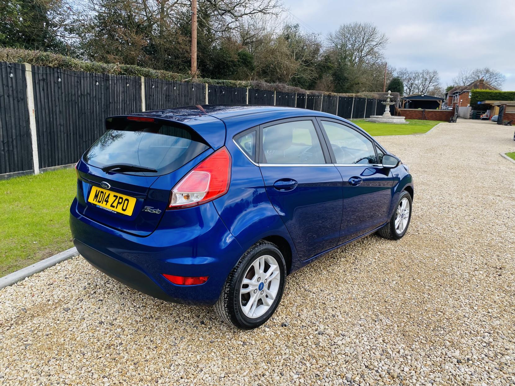 Ford Fiesta 1.25 Zetec Hatchback 5dr Petrol Manual Euro 5 (82 ps)