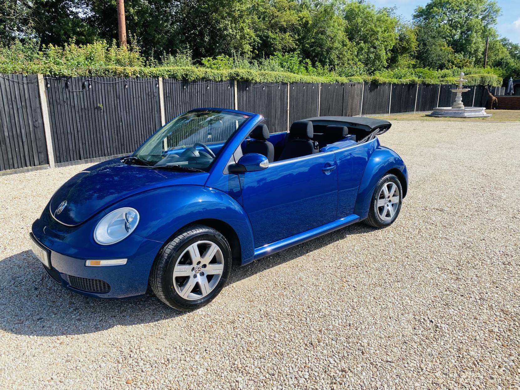 Volkswagen Beetle 1.6 Cabriolet 2dr Petrol Manual Euro 4 (102 ps)
