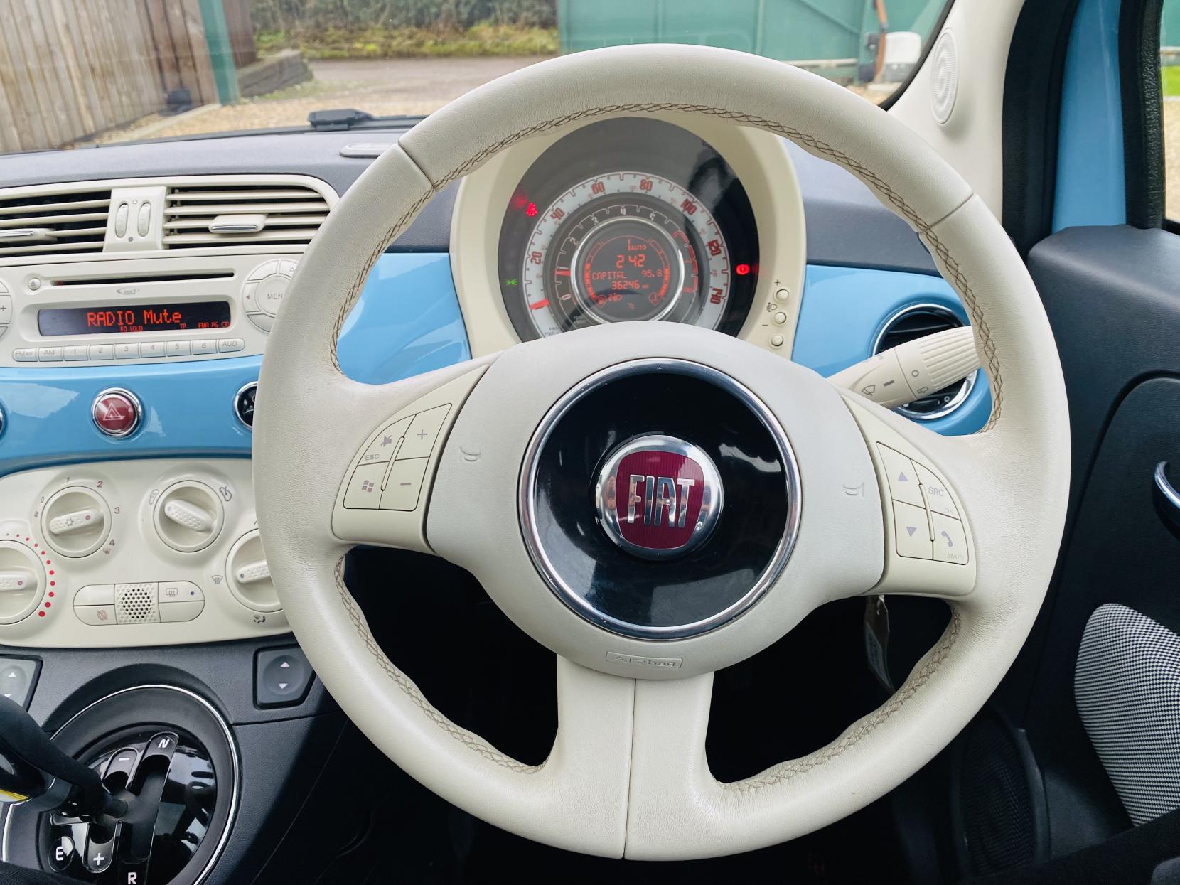 Fiat 500 1.2 Lounge Hatchback 3dr Petrol Dualogic Euro 4 (69 bhp)