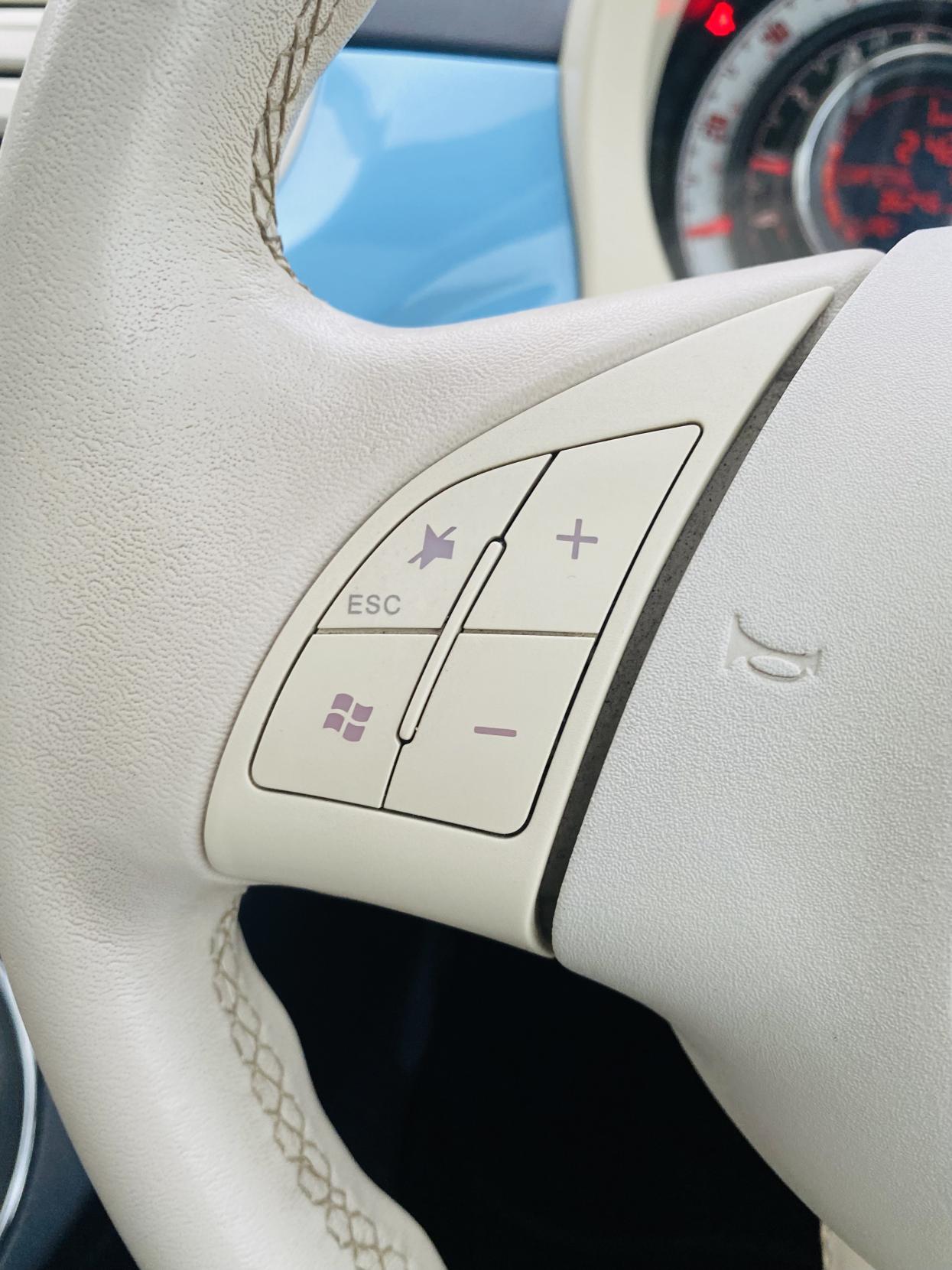 Fiat 500 1.2 Lounge Hatchback 3dr Petrol Dualogic Euro 4 (69 bhp)