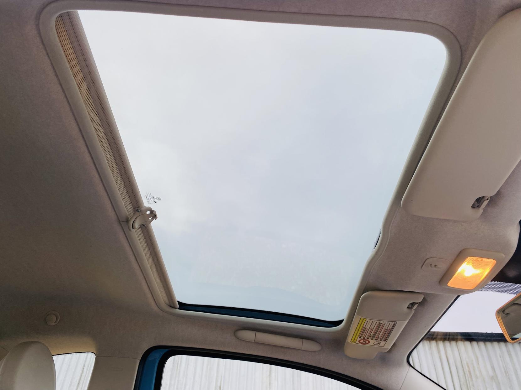 Fiat 500 1.2 Lounge Hatchback 3dr Petrol Dualogic Euro 4 (69 bhp)