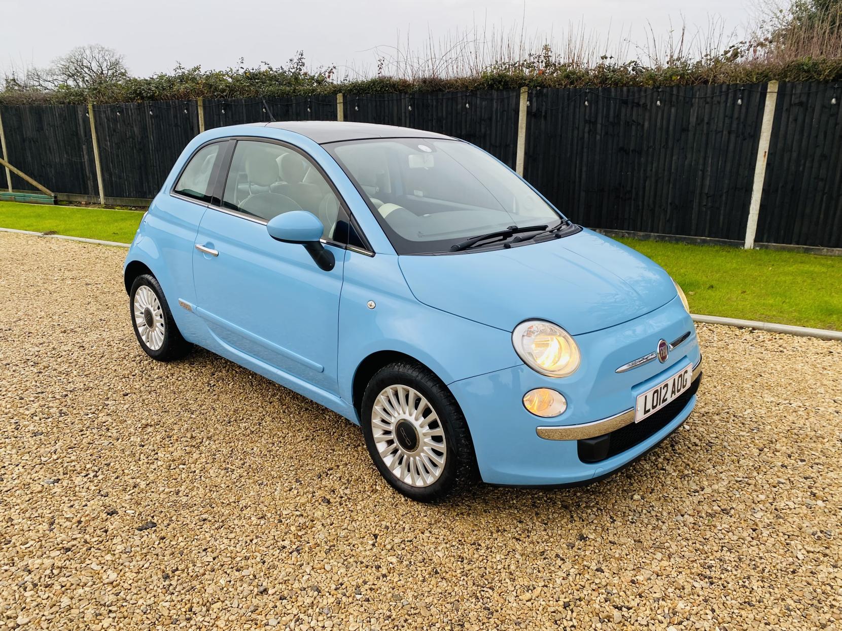 Fiat 500 1.2 Lounge Hatchback 3dr Petrol Dualogic Euro 4 (69 bhp)