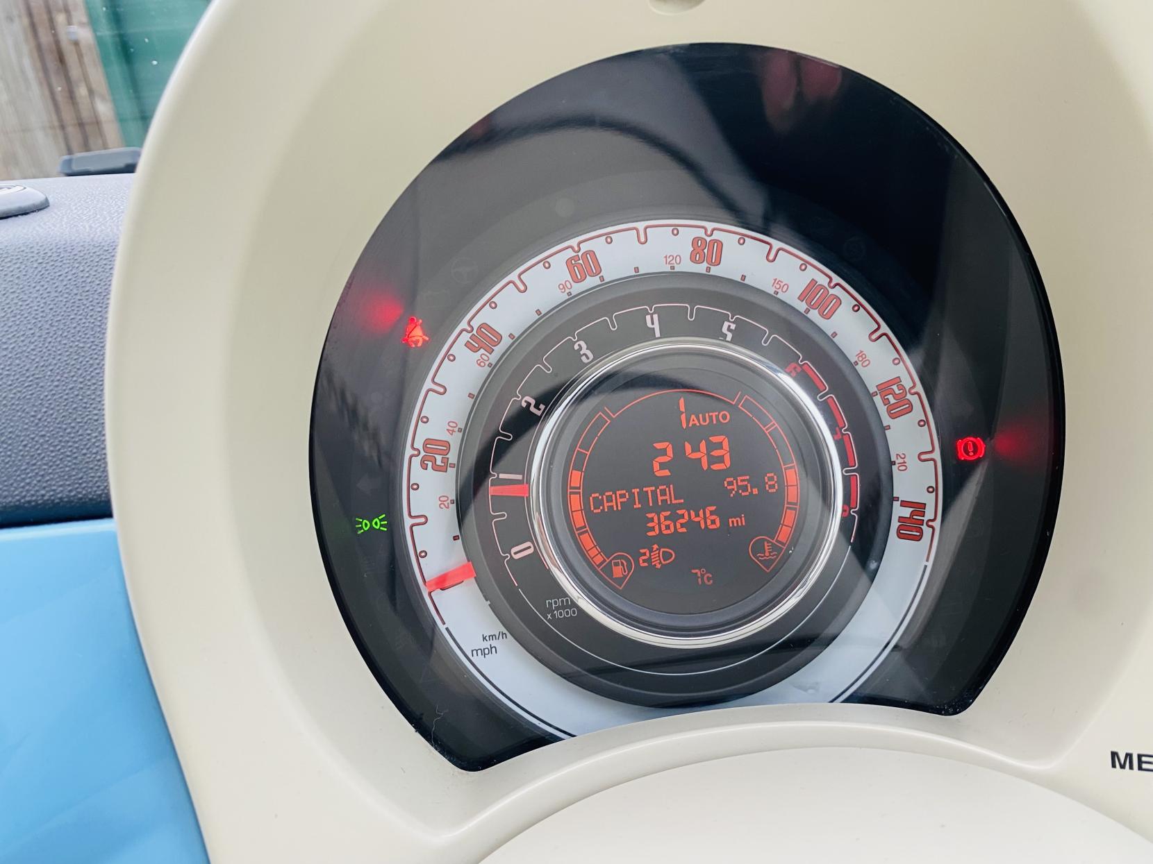 Fiat 500 1.2 Lounge Hatchback 3dr Petrol Dualogic Euro 4 (69 bhp)