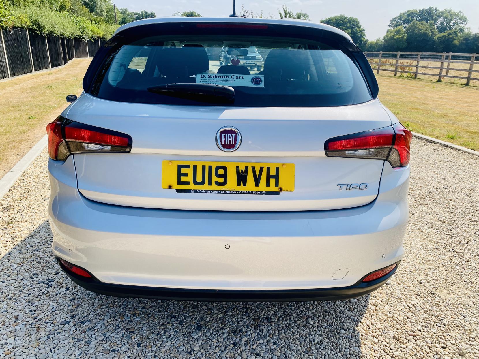 2019 Fiat Tipo thumbnail 11